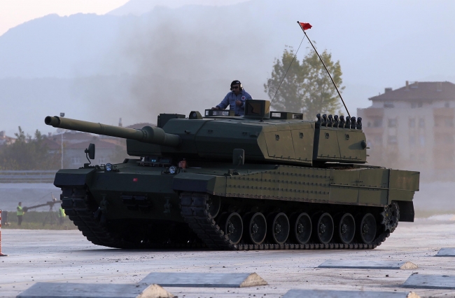 Türk mühendisler milli tank Altay için göreve hazır