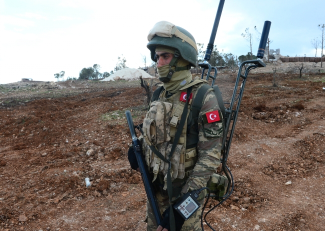 Afrin'de 6 köy daha YPG/PKK'dan arındırıldı