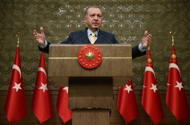 Cumhurbaşkanı Erdoğan: Afrin'de tüm insanlığın düşmanı bir zihniyetle mücadele ediyoruz