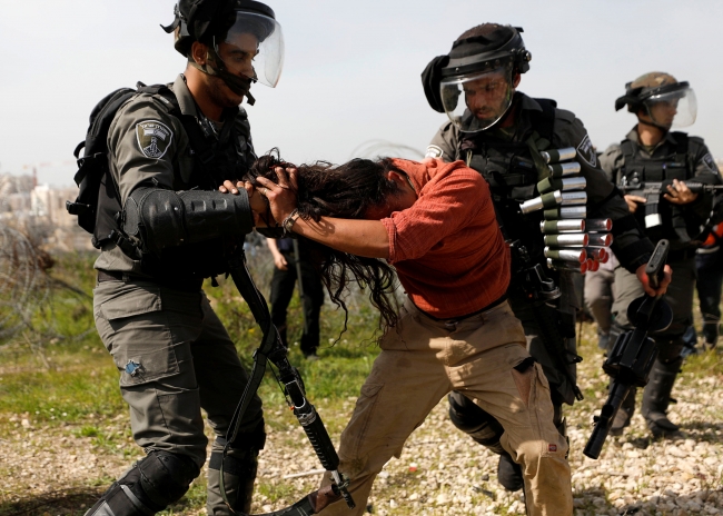 İsrail'den Filistinlilere gerçek mermiyle müdahale: 1 Filistinli şehit