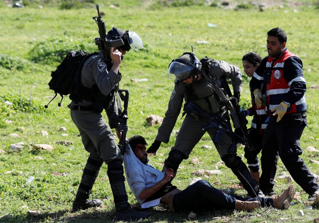 İsrail Filistinlilerin topraklarına zorla el koyuyor