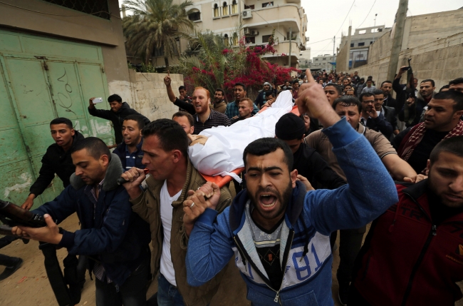 "Büyük Dönüş Yürüyüşü"nde şehit edilen Filistinli sayısı 41'e yükseldi