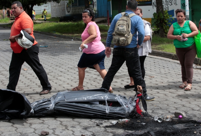 Nikaragua'da protestolar çatışmaya dönüştü
