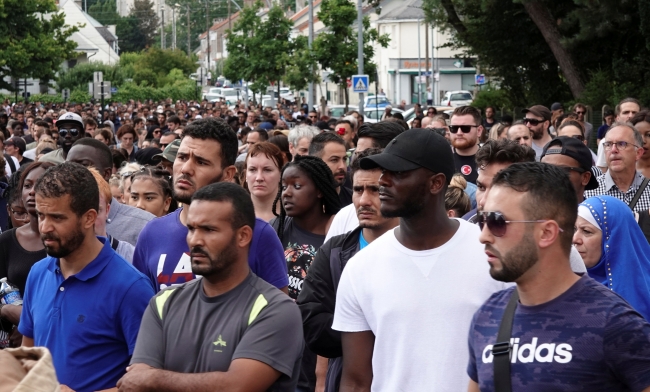 Fransa'da yeni grev dalgası alarmı