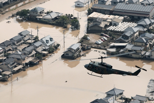 Japonya'da sel ve toprak kaymalarında can kayıpları artıyor