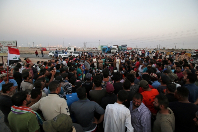 Basra'daki gösteriler başkent Bağdat'a da sıçradı