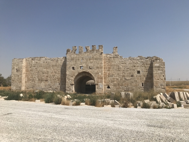Tarihi ve doğal güzelliğin buluştuğu mekan: Obruk Hanı