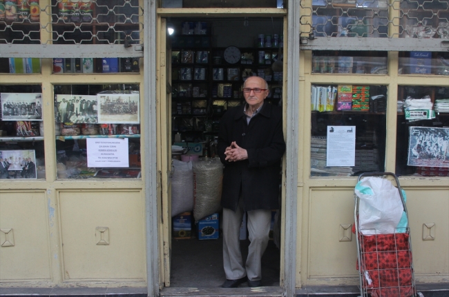 Ali Baba Bakkaliyesi'nde müşteriler 68 yıldır güler yüzle karşılanıyor