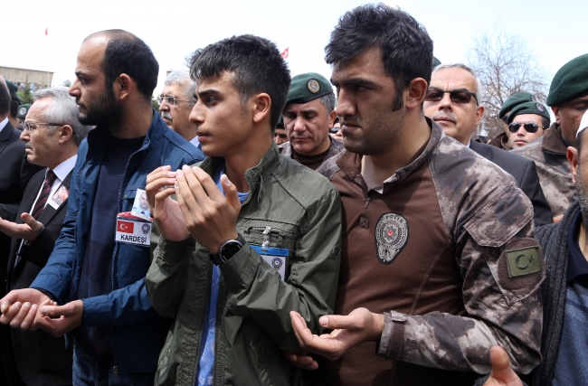 Şehit polis Kubilay Karaman son yolculuğuna uğurlandı