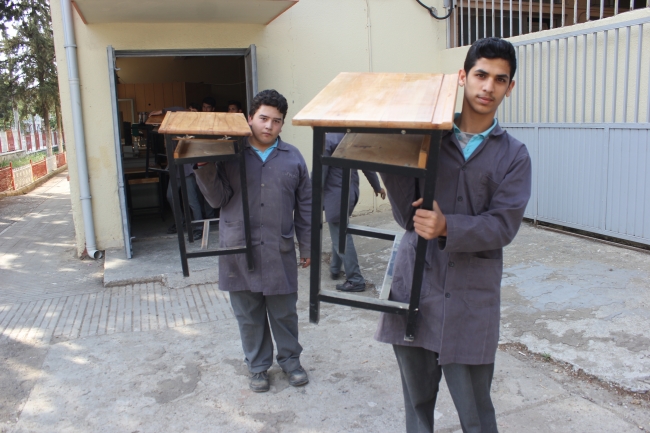 Afrin'deki okullar için Osmaniye'deki öğrenciler seferber oldu