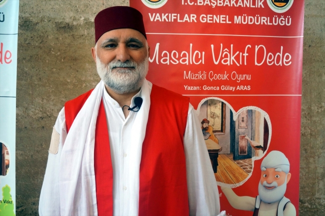 Selimiye Camii avlusunda 'Masalcı Vakıf Dede' oyunu sahnelendi
