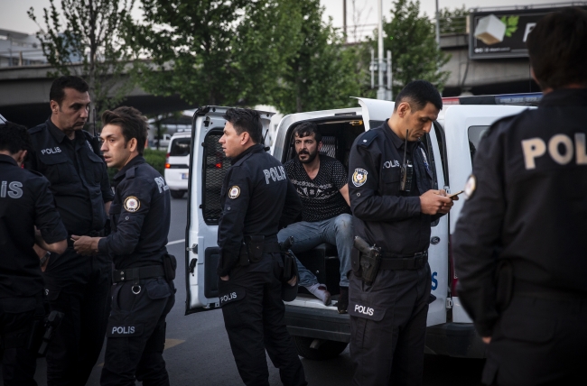 Ankara'da kimlik soran sivil polise saldırı: 3 yaralı