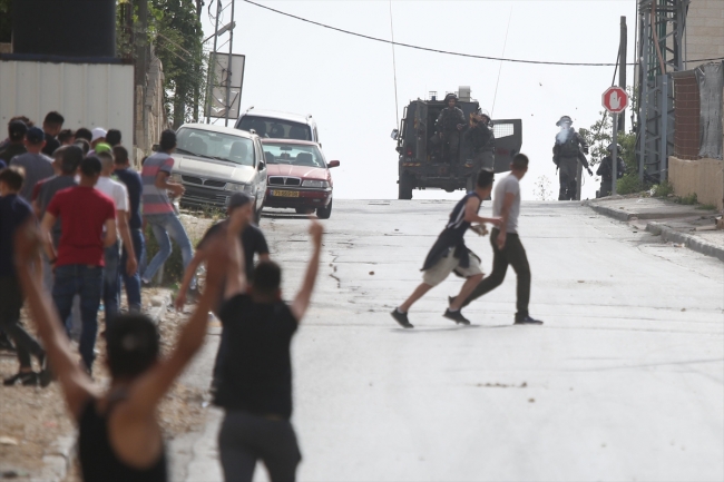 İsrail askerlerinden Filistin mülteci kampına baskın