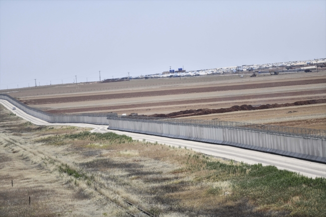 Suriye sınırında 564 kilometrelik güvenlik duvarı tamamlandı