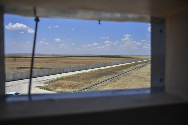 Suriye sınırında 564 kilometrelik güvenlik duvarı tamamlandı