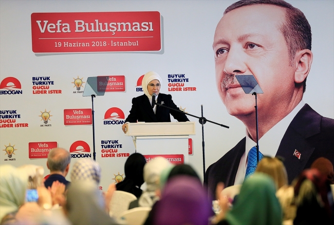Emine Erdoğan: Türkiye'nin tarihi misyonu yeniden canlanıyor