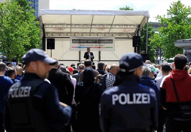 Almanya'da ırkçılık karşıtı protesto