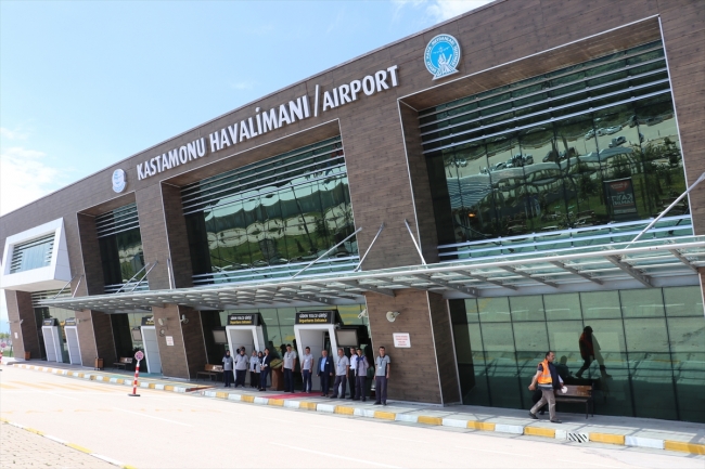 54 yıl kapalı kalan Kastamonu Havalimanı 422 bin yolcuya hizmet verdi