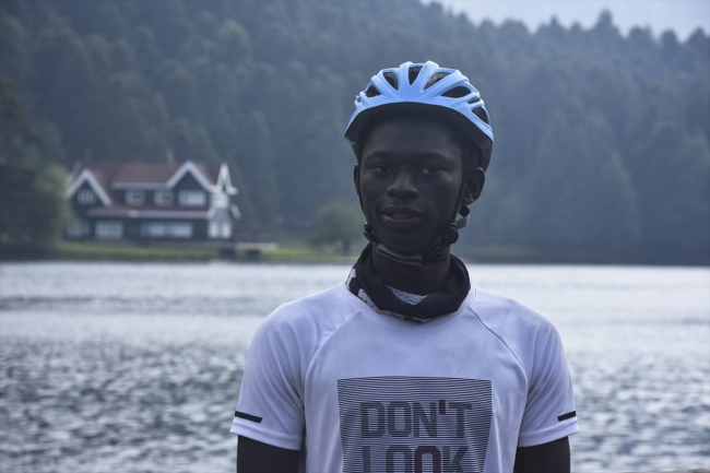 Bisikletle Türkiye'yi dolaşarak Afrika'yı anlatacak