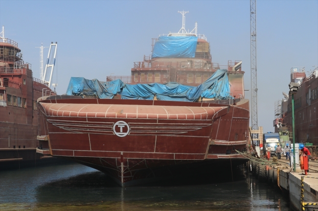 Türk tersanelerinde üretilen elektrikli gemiler dünya denizlerine açılacak