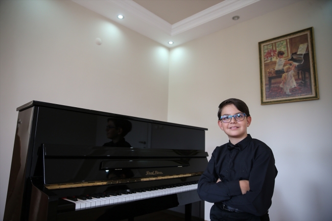 Piyanonun yetenekli çocukları Rusya'da özel davetli olarak sahne alacak