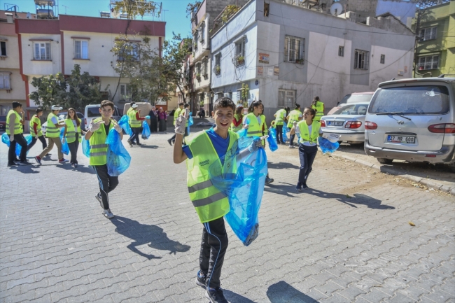 Trafik için kırmızı, doğa için yeşil düdük