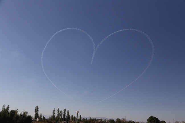 Türk Yıldızları ve SOLOTÜRK nefes kesti