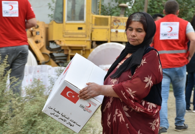 Türk Kızılayı'ndan Irak'ta 100 aileye yardım