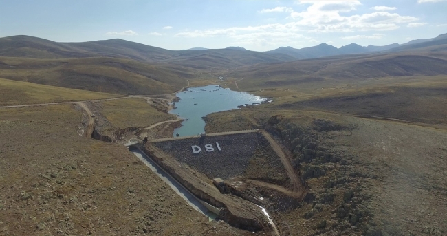 Sivas'ta 24 bin 360 dekar arazi suya kavuştu