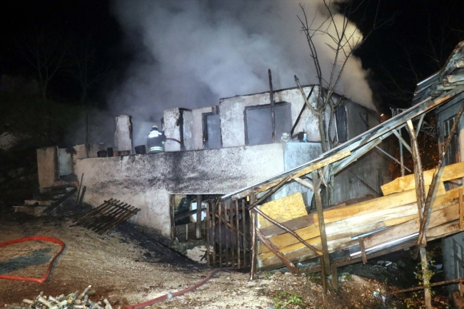 Düzce'de yangın: 3 çocuk hayatını kaybetti