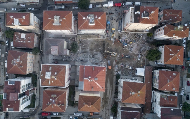 Bakan Kurum: Risk tespit edilen binalar yıkılacak