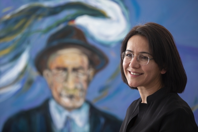 Aşık Veysel'in kabrine "uzun ince bir yol"dan gidilecek