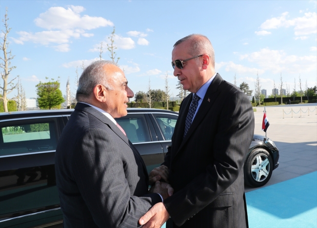 Cumhurbaşkanı Erdoğan Irak Başbakanı Abdulmehdi'yi resmi törenle karşıladı