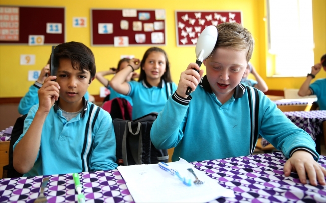İngilizceyi eğlendirerek öğreten "Teacherman"