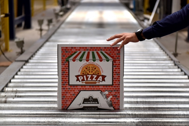 "Kilitli pizza kutusu" dünyaya açıldı