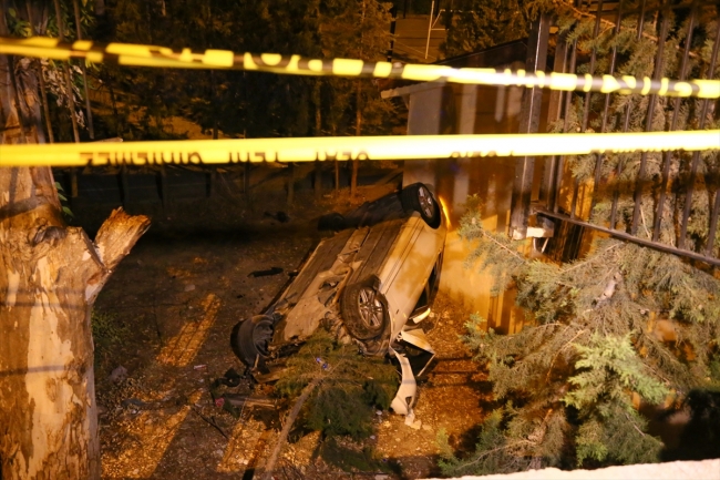 İzmir'de trafik kazası: 1 ölü, 7 yaralı