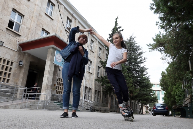 Görme engelli Evelina'nın paten tutkusu