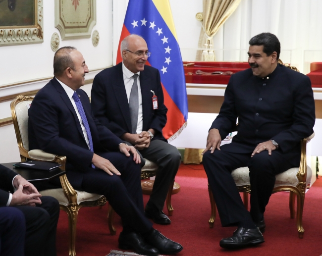 Dışişleri Bakanı Çavuşoğlu, Venezuela Devlet Başkanı Maduro ile görüştü