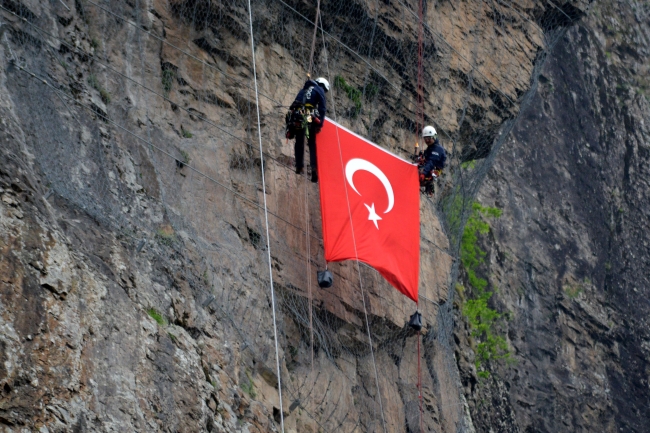 Sümela Manastırı 4 yıl aradan sonra ziyarete açıldı