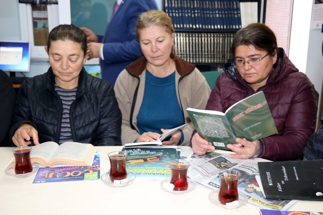 1 saat kitap okuyana ücretsiz çay, kahve ve bisiklet turu