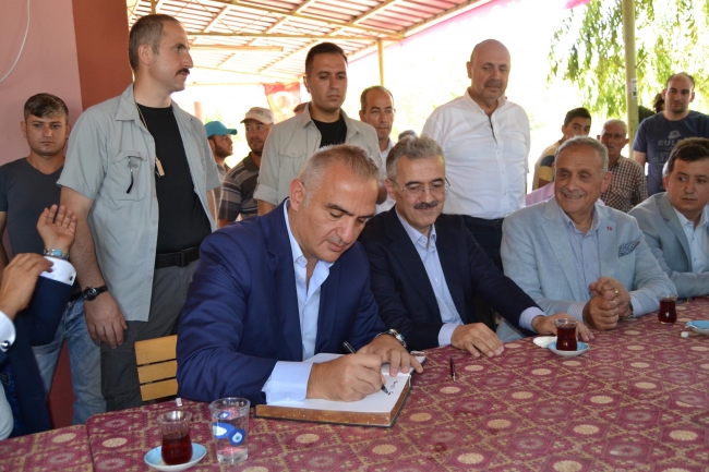 Kültür ve Turizm Bakanı Ersoy'dan tarihi köy Lübbey'e ziyaret