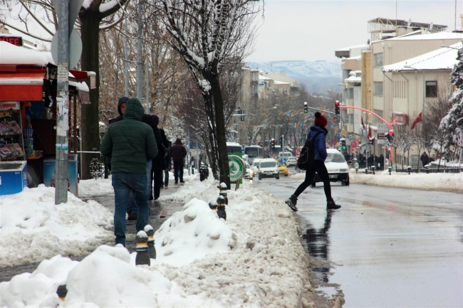 Edirne Valiliği, sahte hesaplardan yapılan kar tatili paylaşımları için uyardı