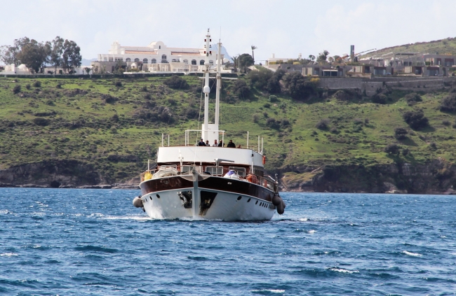 Yunanistan'ın rehin aldığı Türk teknesi Bodrum'da