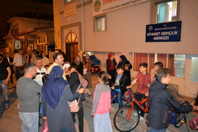 Camiye giden çocuklara bisiklet sürprizi