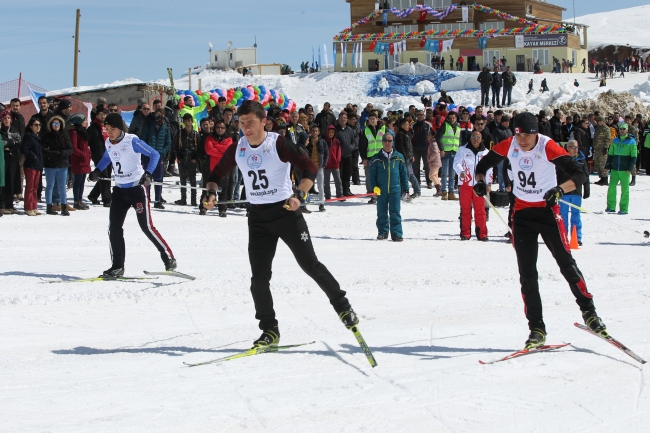 2 bin 800 rakımda kar festivali