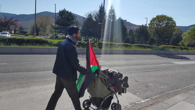 Filistin için İsveç'ten yola çıkan Benjamin Ladraa Ankara'da