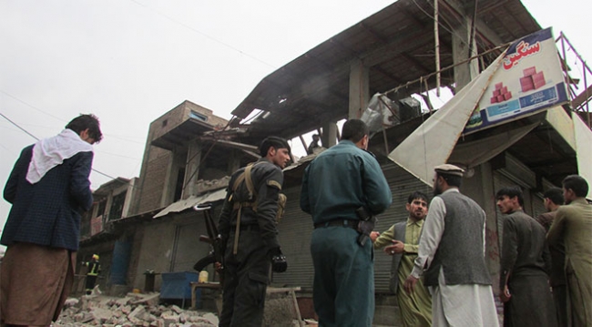 Afganistan'da Taliban saldırısı: 8 polis öldü