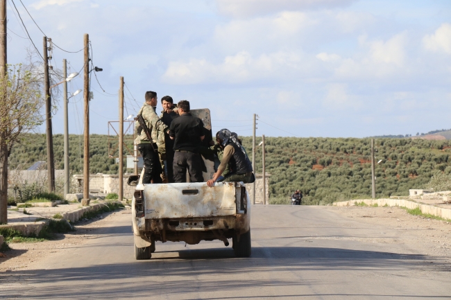 Afrin'de teröristler sivilleri tekbir sesleriyle kandırdı
