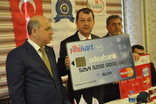 Türkiye'nin "ilk milli yemek kartı GustoKart" tanıtıldı