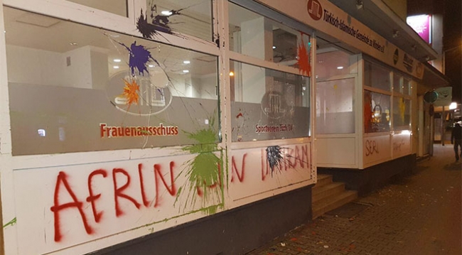 Almanya'da PYD/PKK yandaşları 2 camiye saldırdı